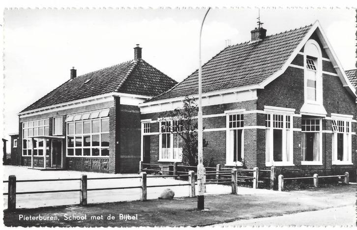 Pieterburen, School met de Bijbel, Verzamelen, Ansichtkaarten | Nederland, Ongelopen, Groningen, 1960 tot 1980, Verzenden