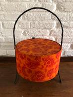 Oud vintage naaimandje, Ophalen of Verzenden, Zo goed als nieuw