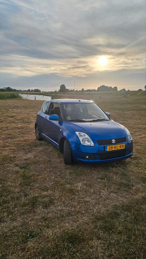 Suzuki Swift 1.3 3D 2005 Blauw NIEUWE APK!, Auto's, Suzuki, Particulier, Swift, ABS, Airbags, Airconditioning, Android Auto, Apple Carplay