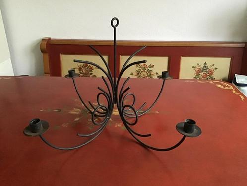 Fraaie brocante hanglamp voor 4 kaarsen ;tevens kroonluchter, Huis en Inrichting, Lampen | Kroonluchters, Zo goed als nieuw, Metaal