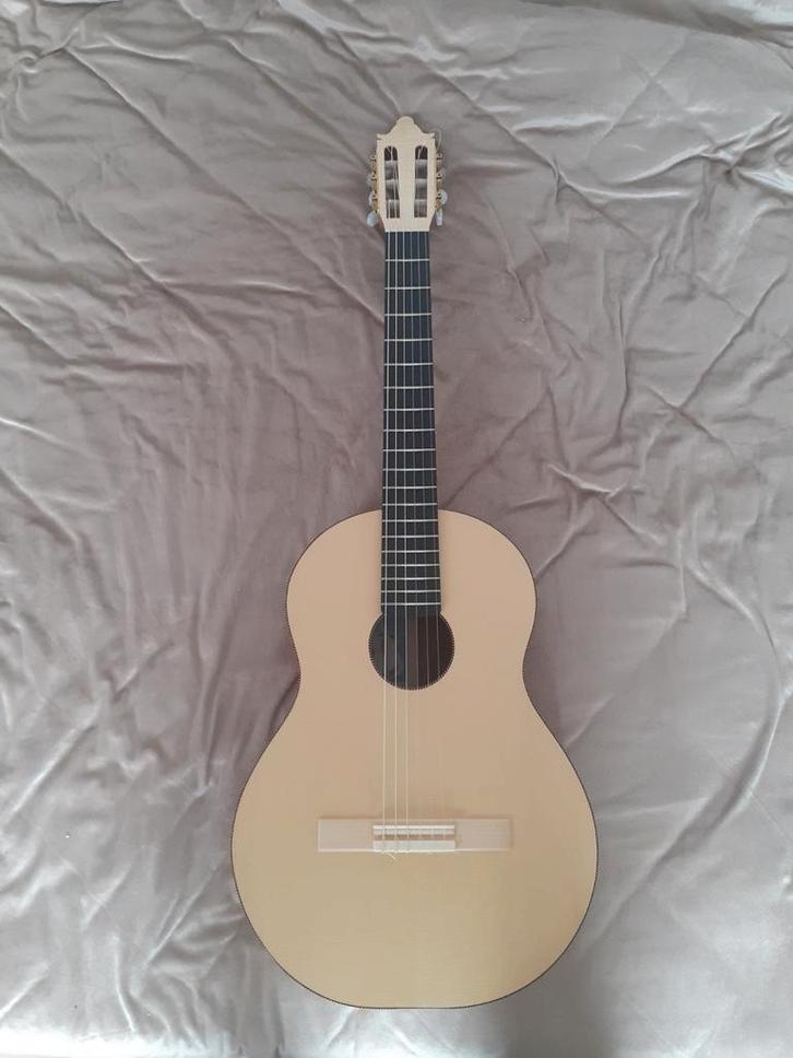 Klassiek gitaar. Handgemaakt, Muziek en Instrumenten, Snaarinstrumenten | Gitaren | Akoestisch, Nieuw, Klassieke of Spaanse gitaar