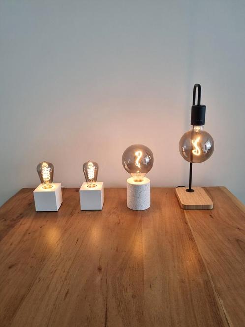 IKEA Lampen - Set van 4 - Warm Licht, Huis en Inrichting, Lampen | Tafellampen, Zo goed als nieuw, Minder dan 50 cm, Hout, Metaal