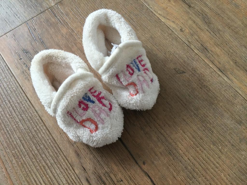 Nieuwe baby slofjes, Ophalen of Verzenden, Nieuw, Jongetje of Meisje, Slofjes