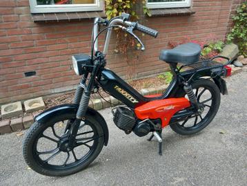 Zeer mooie Tomos  beschikbaar voor biedingen