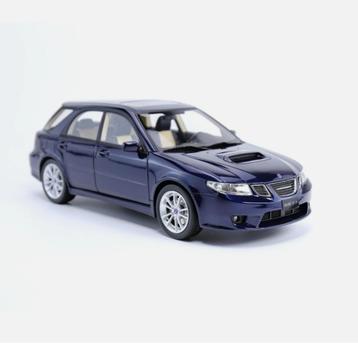 1:18 Saab 9-2X - Blauw - Inclusief Luxe Vitrinebox! beschikbaar voor biedingen