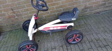 BERG Buzzy Fiat 500 skelter voor kinderen van 2 tot 5 jaar. beschikbaar voor biedingen