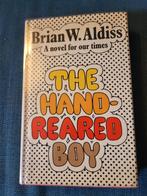 Brian W. Aldiss - The Hand-Reared Boy - signed by author, Boeken, Science fiction, Ophalen of Verzenden, Zo goed als nieuw, Brian W. Aldiss