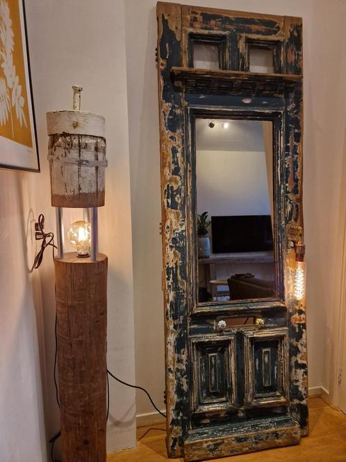 Brocante deur met spiegel en lamp, Antiek en Kunst, Curiosa en Brocante, Ophalen