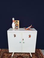 Vintage kledingkast, kastje voor de kinderkamer, retro kast, Kinderen en Baby's, Kinderkamer | Commodes en Kasten, Ophalen, Gebruikt