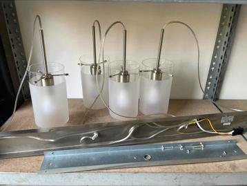 Hanglamp voor boven de tafel - 4 lampen beschikbaar voor biedingen