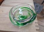 Groene glazen schaal / asbak dikwandig jaren 60, Antiek en Kunst, Antiek | Glas en Kristal, Ophalen of Verzenden