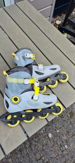 Skeelers met gratis knie/pols/elleboogbeschermers, Sport en Fitness, Ophalen, Gebruikt, Inline skates 4 wielen, Overige merken