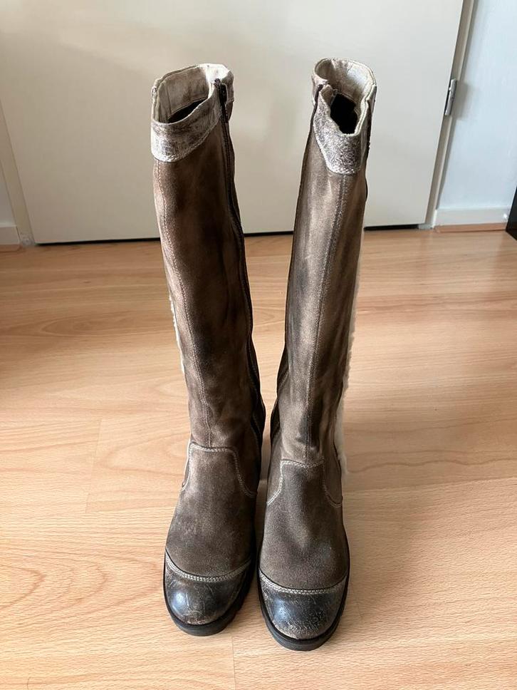 Dames laarzen, Kleding | Dames, Schoenen, Zo goed als nieuw, Hoge laarzen, Bruin, Ophalen of Verzenden