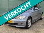 BMW 1-serie 120i High Executive *AUTOMAAT* 1e eig.!, 4 cilinders, 150 pk, Blauw, Parkeersensor
