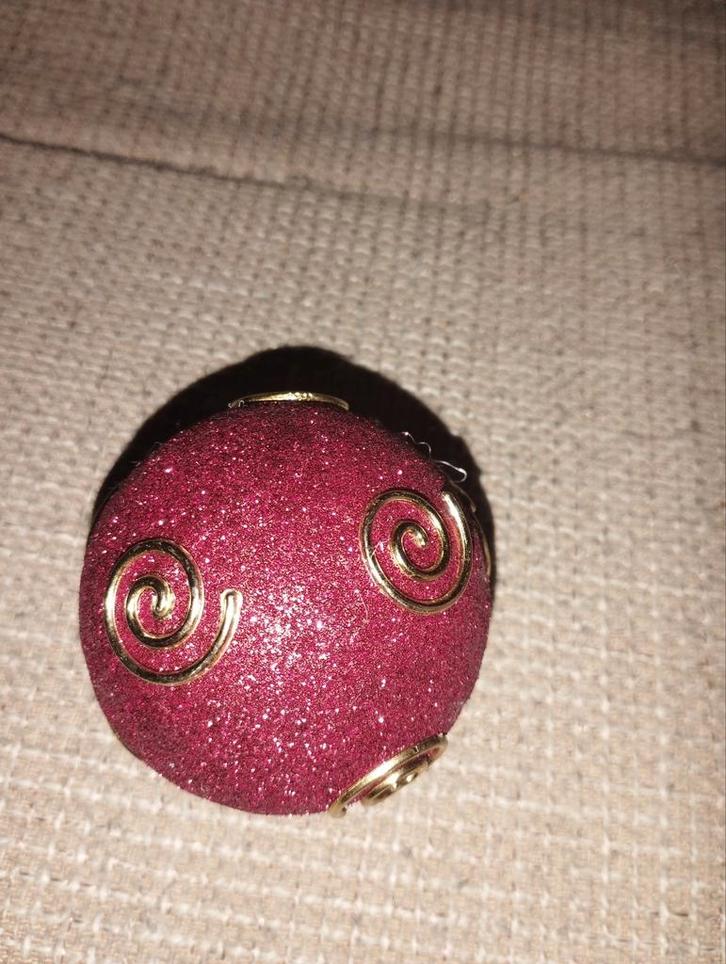 Rode kerstballen,diverse vormen,piek,bellen balletjesslinger, Diversen, Kerst, Zo goed als nieuw, Ophalen of Verzenden