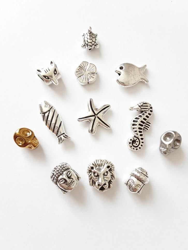 Heel veel nieuwe kralen bedels, Sieraden, Tassen en Uiterlijk, Bedels, Nieuw, Overige merken, Overige materialen, 4 bedels of meer