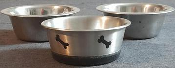 3 x Metalen voerbakjes voor honden maat S beschikbaar voor biedingen