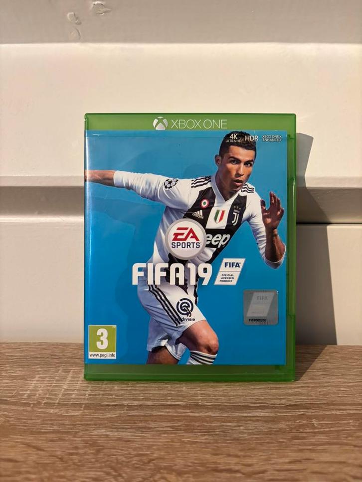 FIFA 19 - Xbox One, Spelcomputers en Games, Games | Xbox One, Zo goed als nieuw, Sport, 3 spelers of meer, Vanaf 3 jaar, Ophalen of Verzenden