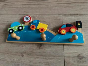 Kapstokje kinderkamer thema verkeer beschikbaar voor biedingen