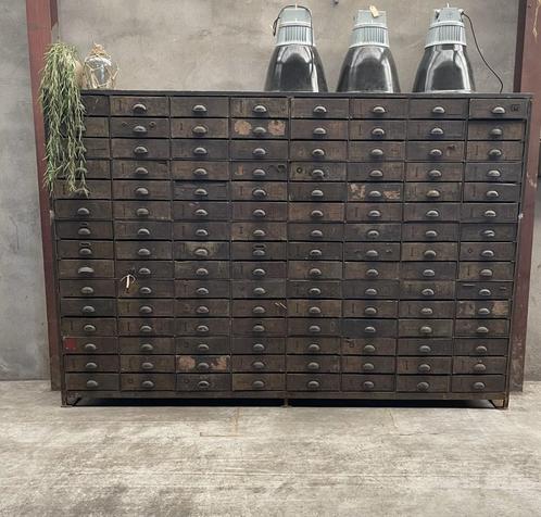 Authentieke vintage lade kast, Antiek en Kunst, Curiosa en Brocante, Ophalen