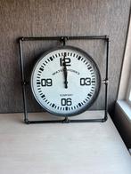Mooie klok, Ophalen of Verzenden, Zo goed als nieuw, Wandklok