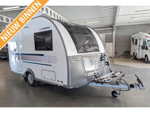 Adria Altea4four 362 LH luifel, mover, fietsenrek, Caravans en Kamperen, Caravans, Bedrijf, tot en met 3, 1000 - 1250 kg, Rondzit