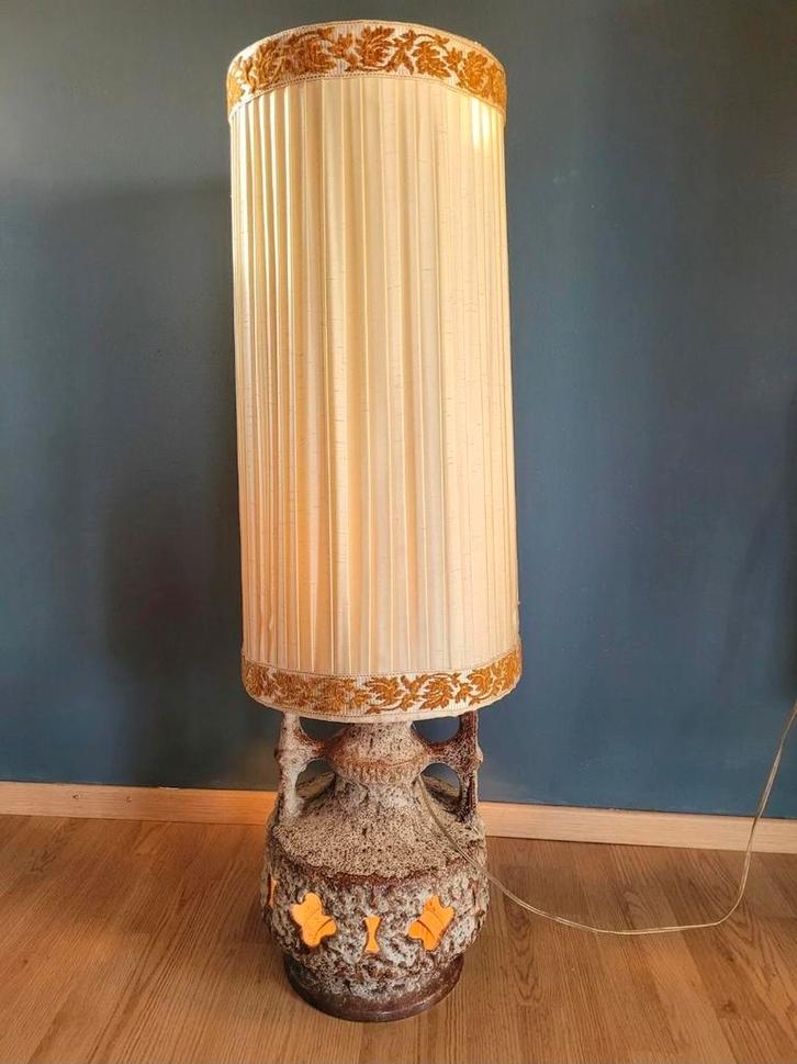 50% korting - totale leegverkoop Vintage & Design, Huis en Inrichting, Lampen | Vloerlampen, Zo goed als nieuw, 150 tot 200 cm