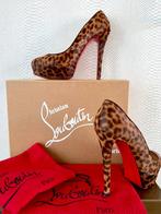 Authentieke pony leopard Louboutin pumps, Kleding | Dames, Schoenen, Christian Louboutin, Ophalen of Verzenden, Zo goed als nieuw