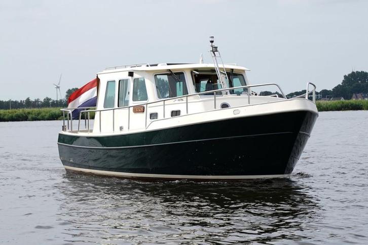 Motorjacht, Watersport en Boten, Motorboten en Motorjachten, Gebruikt, Staal, 9 tot 12 meter, Diesel, Binnenboordmotor, 30 tot 50 pk