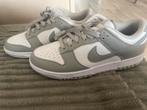 Nike Dunk Low Grijs, Kleding | Dames, Schoenen, Ophalen of Verzenden, Nieuw, Grijs, Sneakers of Gympen