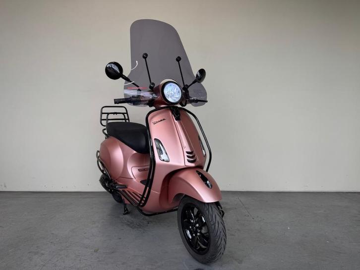 Vespa Primavera Brom 45 km/h, BWJ 2017, Opaco Rose Gold Pink, Fietsen en Brommers, Scooters | Vespa, Gebruikt, Maximaal 45 km/u