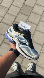 Saucony Omni 9 blauw, Ophalen of Verzenden, Zo goed als nieuw, Blauw