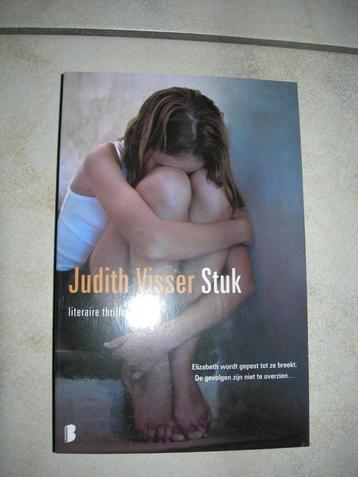 Boeken van div. schrijvers zoals o.m. STUK; van Judith Visse beschikbaar voor biedingen