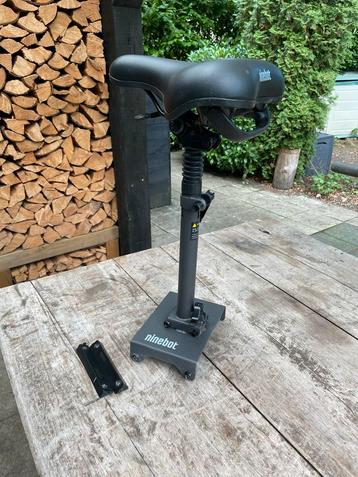 Ninebot Max G30 Zadel - Origineel met Vering! beschikbaar voor biedingen