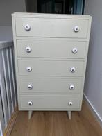 Vintage lichtgroene houten ladekast, Huis en Inrichting, Kasten | Ladekasten, 5 laden of meer, Ophalen, Gebruikt, 25 tot 50 cm