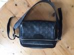 Tas Louis Vutton Messenger Bag., Ophalen of Verzenden, Zo goed als nieuw, Zwart
