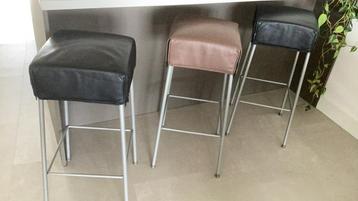 Montis Samba krukjes designklassiekers 83cm hoog zitting 35 beschikbaar voor biedingen