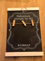 Riverdale Krijtbord met Knijpers, Huis en Inrichting, Woonaccessoires | Memoborden, Ophalen of Verzenden, Zo goed als nieuw, Krijtbord