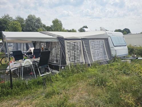 Dethleffs 510 v 1998, Caravans en Kamperen, Caravans, Particulier, tot en met 4, 1000 - 1250 kg, Rondzit, Dethleffs, 2 aparte bedden