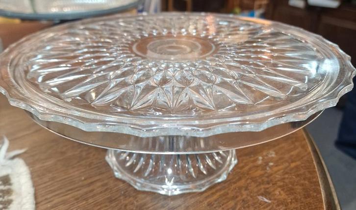 Mooie glazen taartschaal - 28 cm, Antiek en Kunst, Antiek | Schalen, Ophalen