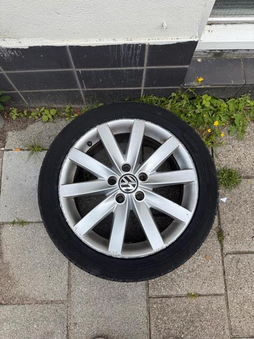 17 inch Volkswagen velgen met zomerbanden, Auto-onderdelen, Banden en Velgen, Banden en Velgen, Zomerbanden, 17 inch, 225 mm, Ophalen