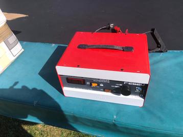 Ferve F-2620 Batterijlader 12V/24V beschikbaar voor biedingen