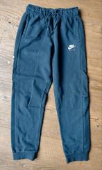 Nike Air Joggingbroek - Maat 158-170 - Zwart, Broek, Gebruikt, Ophalen of Verzenden, Nike