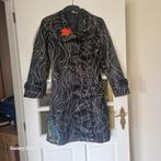 Prachtige  satijnen  mantel  Desiqual  mt 36, Zwart, Ophalen of Verzenden, Zo goed als nieuw, Desigual