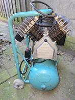 Te koop; Compressor 24L, Doe-het-zelf en Verbouw, Compressors, Ophalen, Gebruikt, 6 tot 10 bar, 25 tot 100 liter