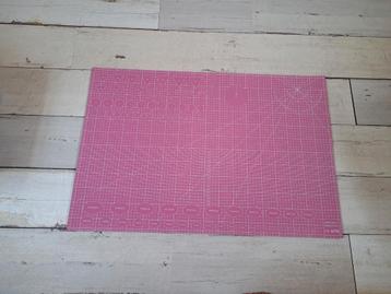 Grote snijmat 90x60 beschikbaar voor biedingen