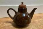 Bruine theepot van keramiek - made in gdr, Antiek en Kunst, Antiek | Keramiek en Aardewerk, Ophalen of Verzenden