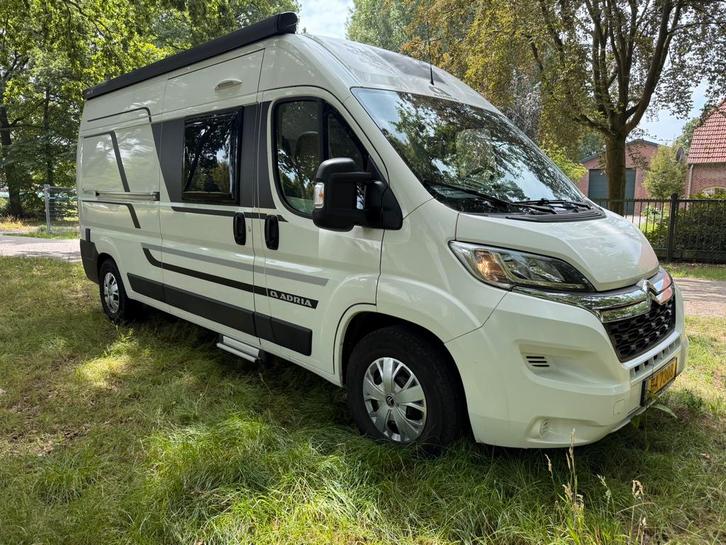 Adria Twin Axess 600 SPT Family 1-4 pers. buscamper, Caravans en Kamperen, Campers, Bedrijf, tot en met 4, Buscamper of Camperbus