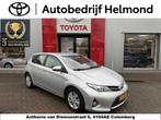 Toyota Auris 1.8 Hybrid Aspiration, Auto's, Toyota, Gebruikt, 4 cilinders, Origineel Nederlands, Bedrijf