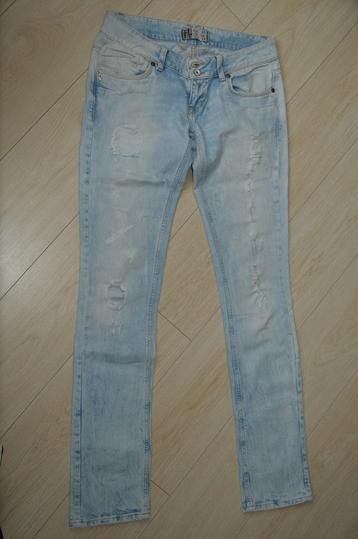 Lichte skinny jeans van ZARA TRF, ripped, maat 38, ZGAN! beschikbaar voor biedingen